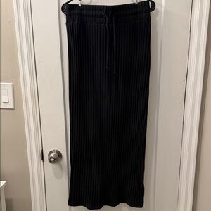 Universal Thread Black Maxi Skirt